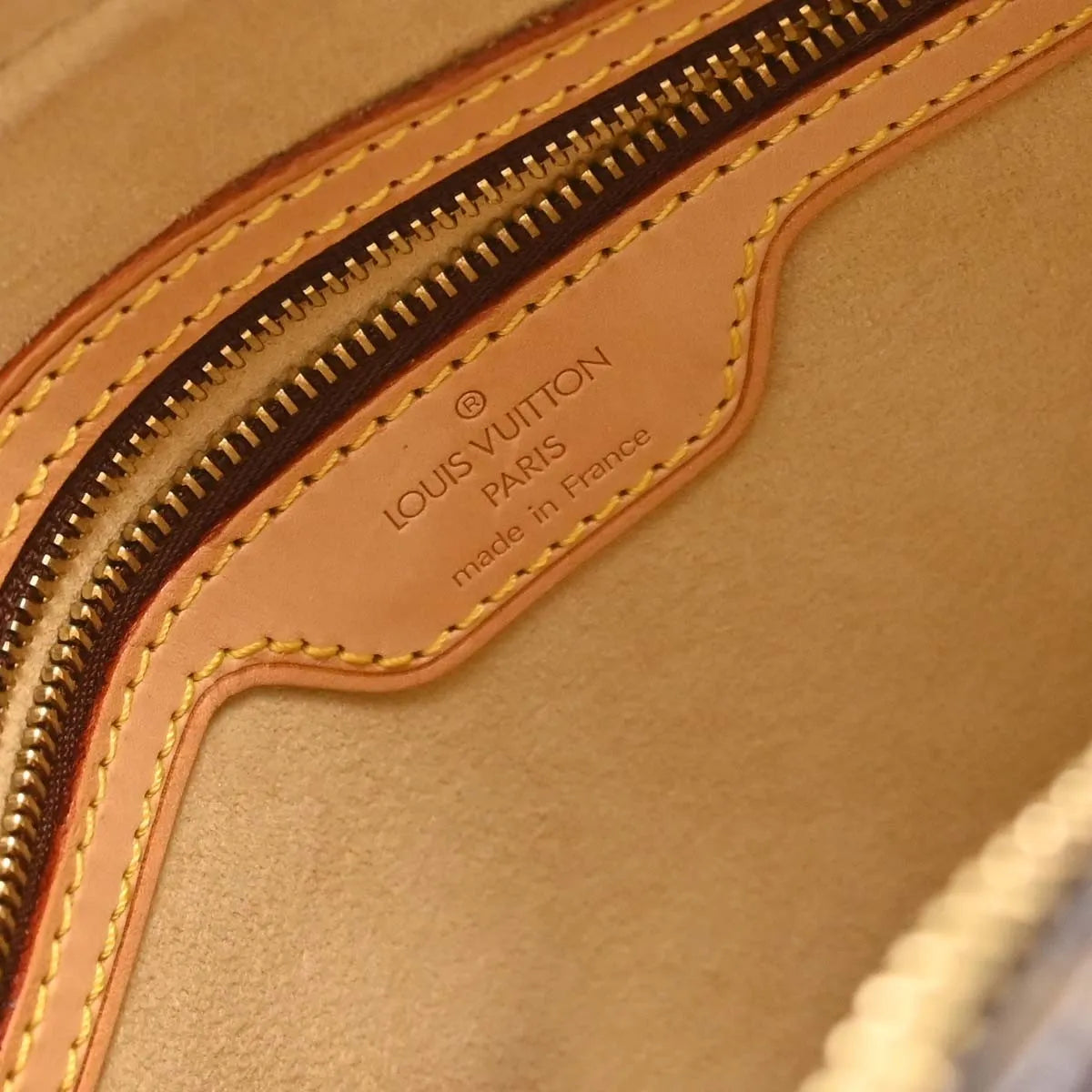 Louis Vuitton Monogram Looping Monogram Canvas Brown Canvas Shoulder Bag Bag (Pre-Owned)
