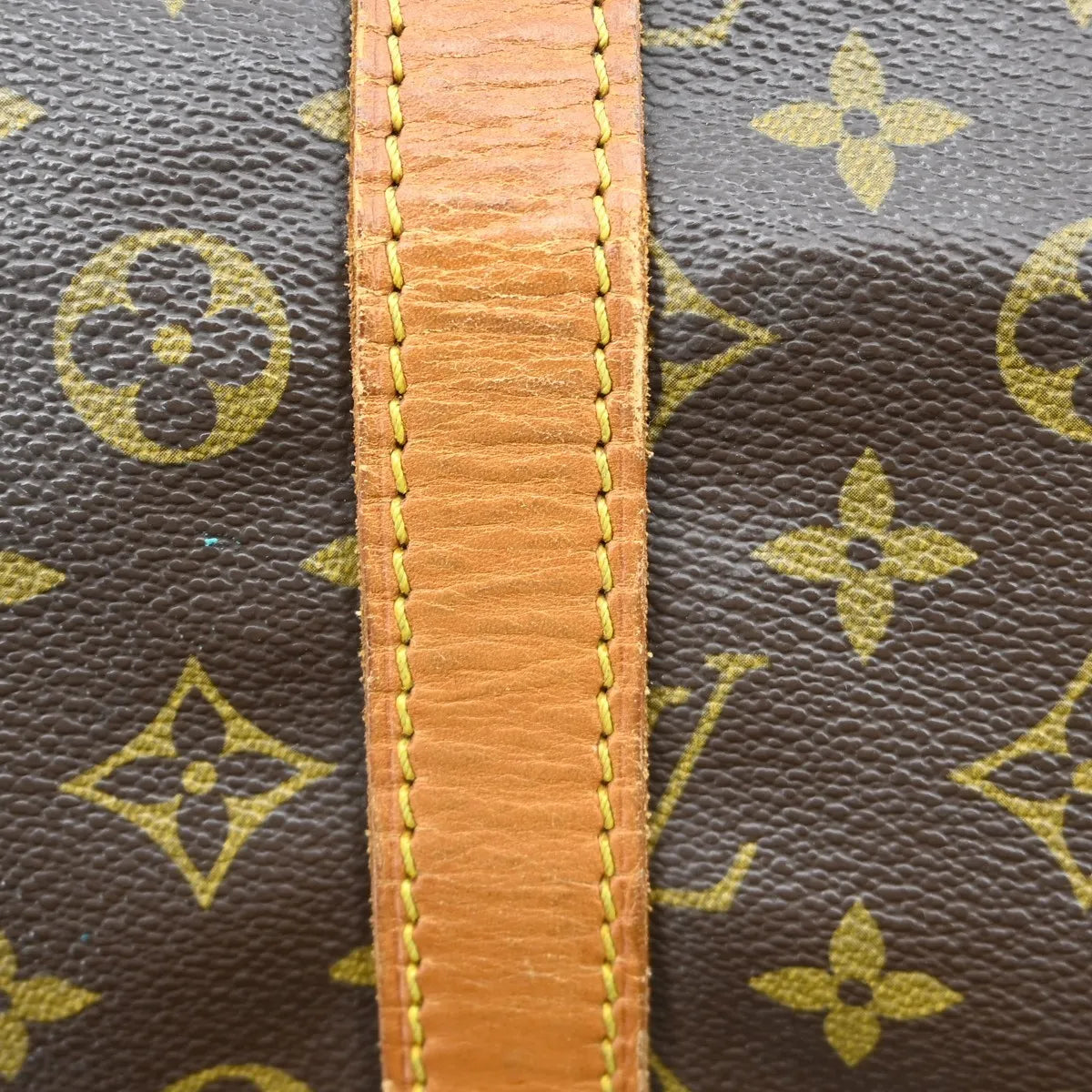 Louis Vuitton Keepall Monogram Canvas Brown Canvas Travel Bag Bag (Pre-Owned)