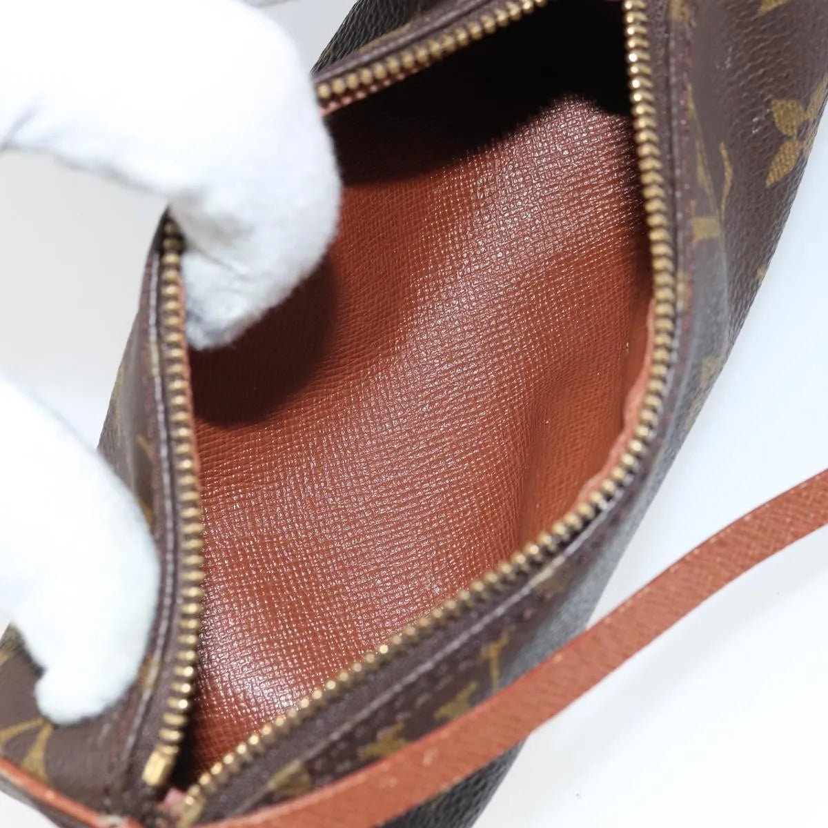 Louis Vuitton Papillon Pochette Monogram Canvas Brown Canvas Clutche & Pouche Bag (Pre-Owned)