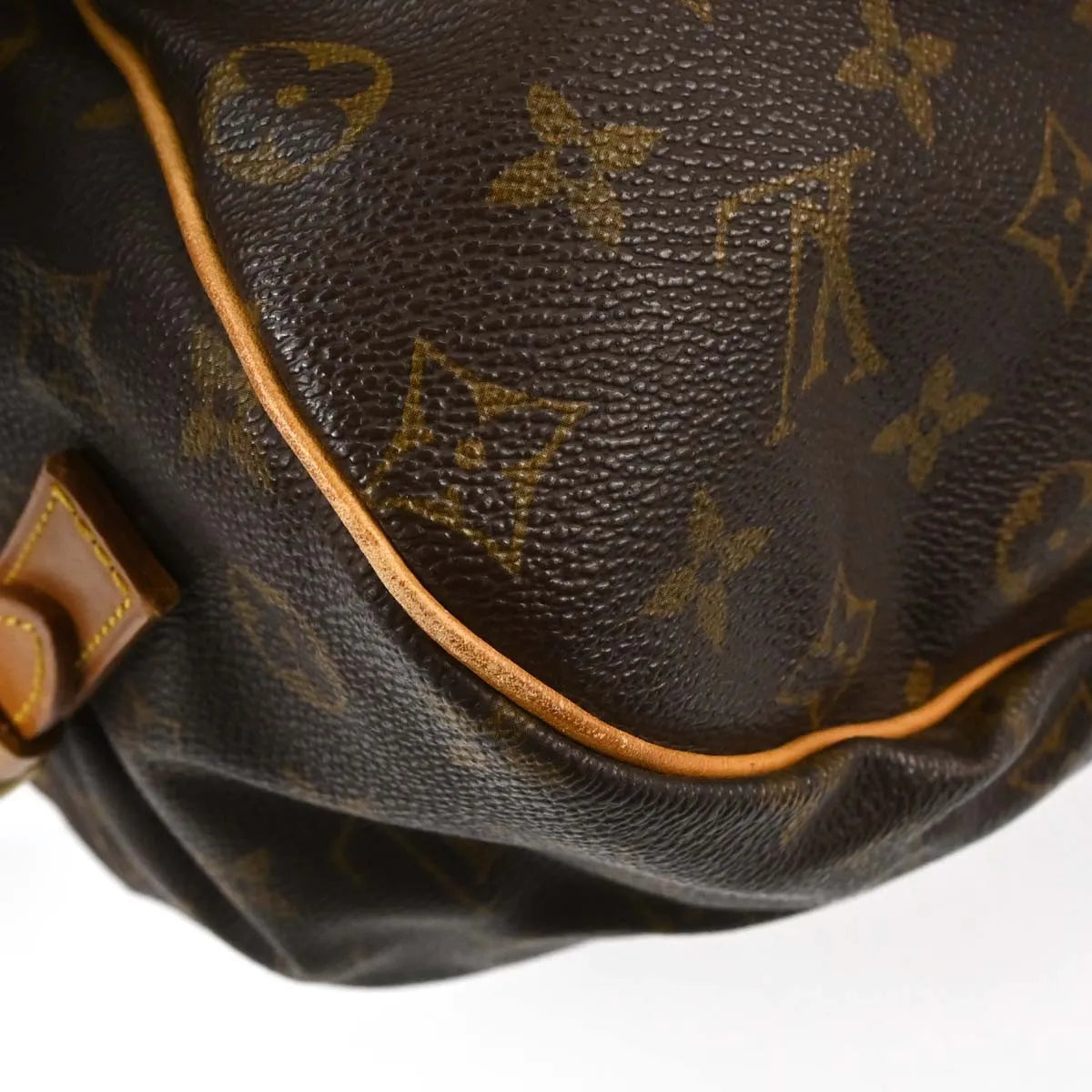 Louis Vuitton Saumur Monogram Canvas Brown Canvas Shoulder Bag Bag (Pre-Owned)
