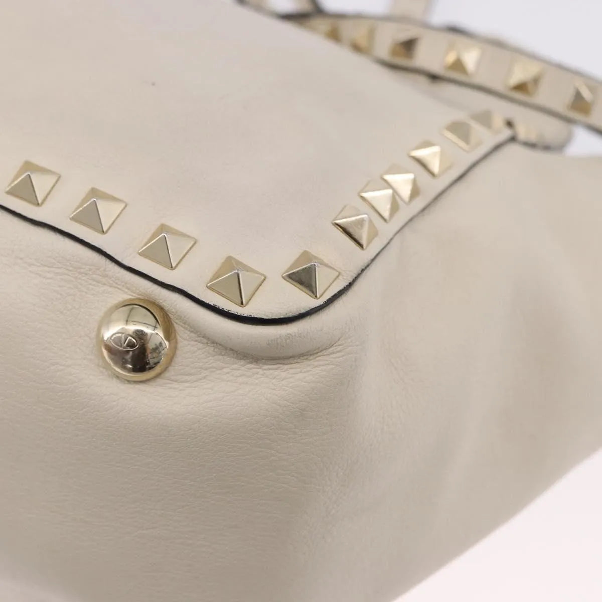 Valentino Garavani Rockstud Tote Soft Leather White Leather Tote Bag Bag (Pre-Owned)