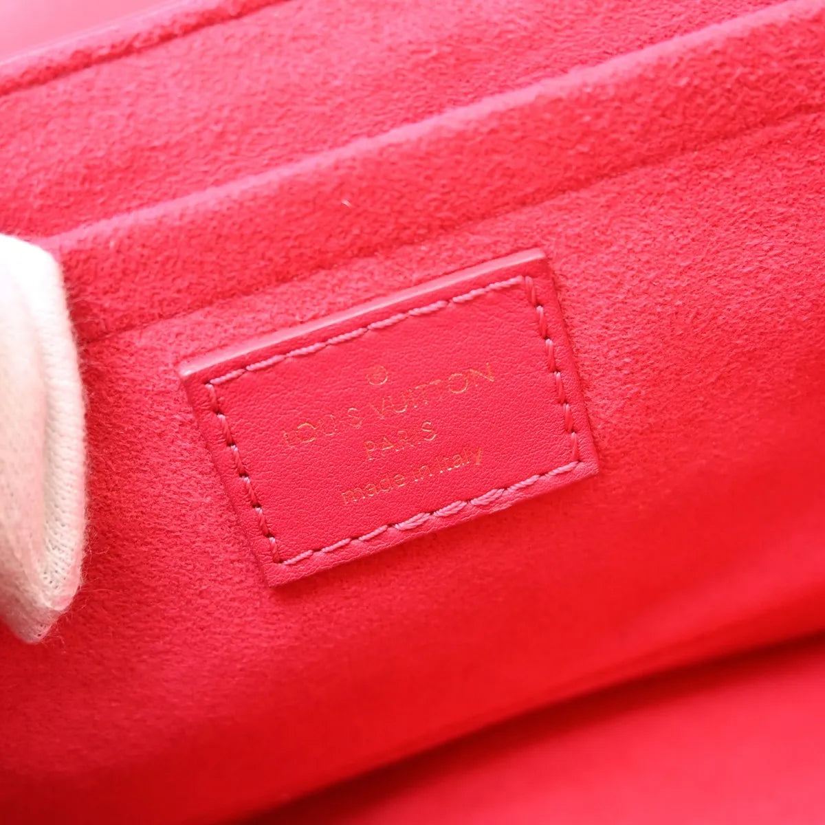 Louis Vuitton New Wave Quilted Leather Pink Leather Handbag (Pre-Owned)