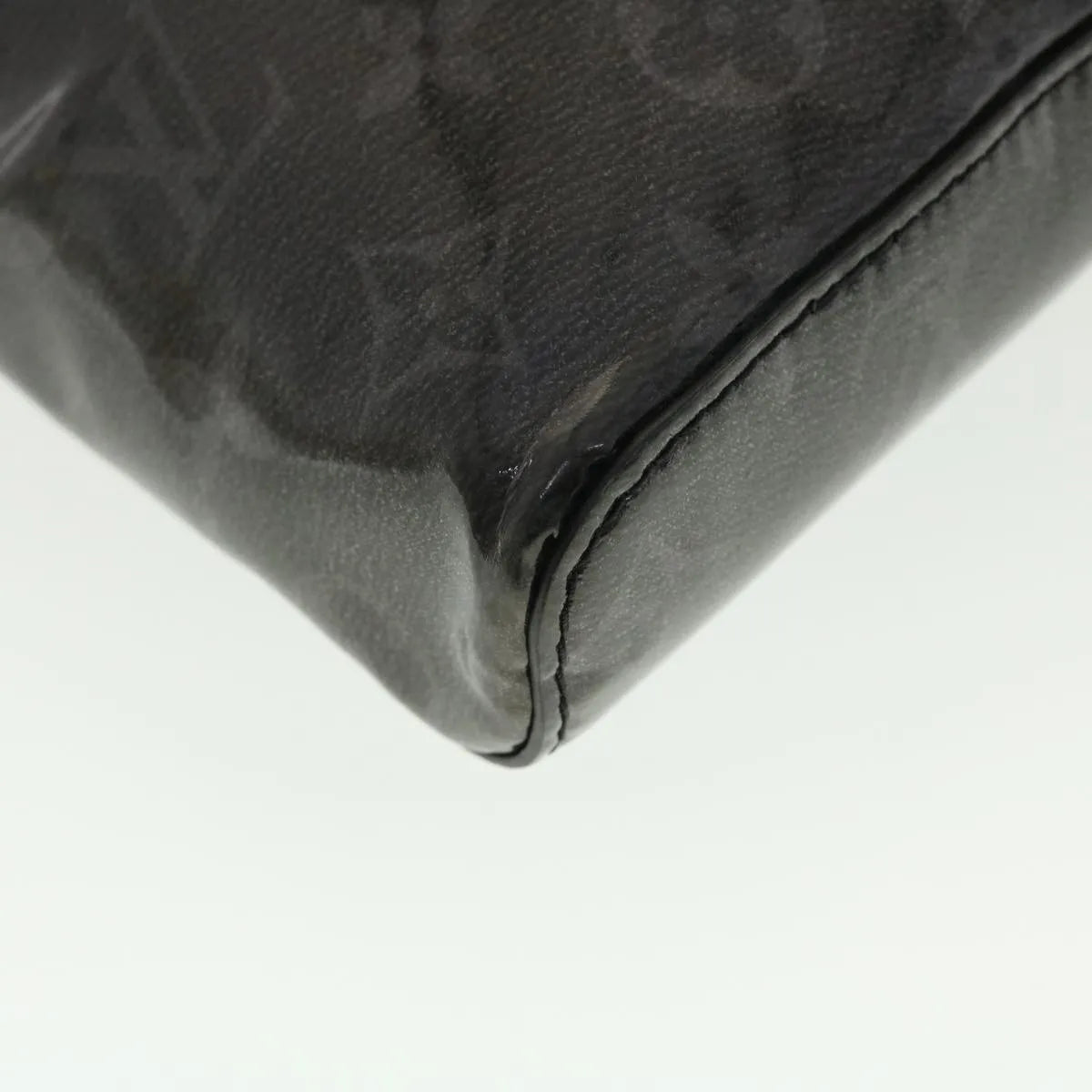 Louis Vuitton Messenger Limited Edition Monogram Eclipse Glaze Canvas Black Canvas Shoulder Bag Bag (Pre-Owned)
