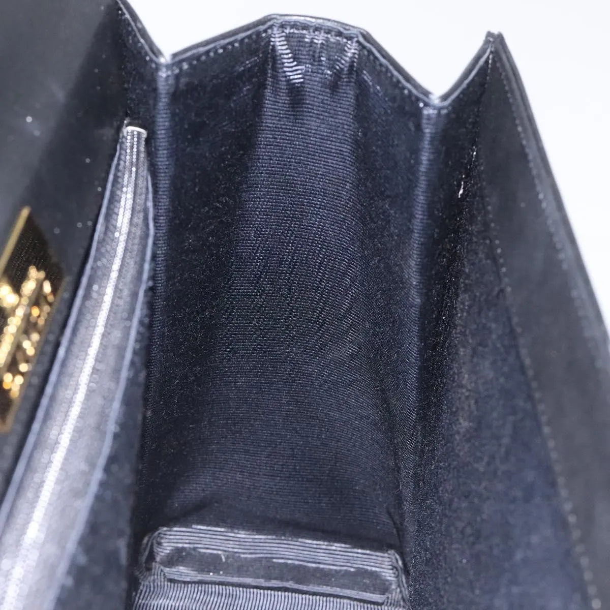 Givenchy Vintage Leather Black Leather Handbag (Pre-Owned)