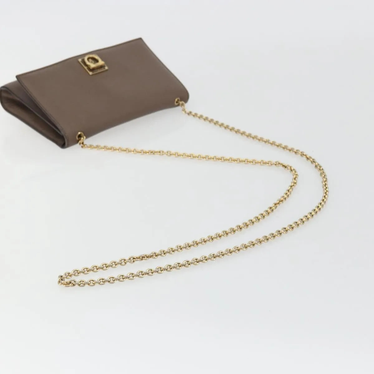 Salvatore Ferragamo Gancini Chain Leather Gray Leather Shoulder Bag Bag (Pre-Owned)