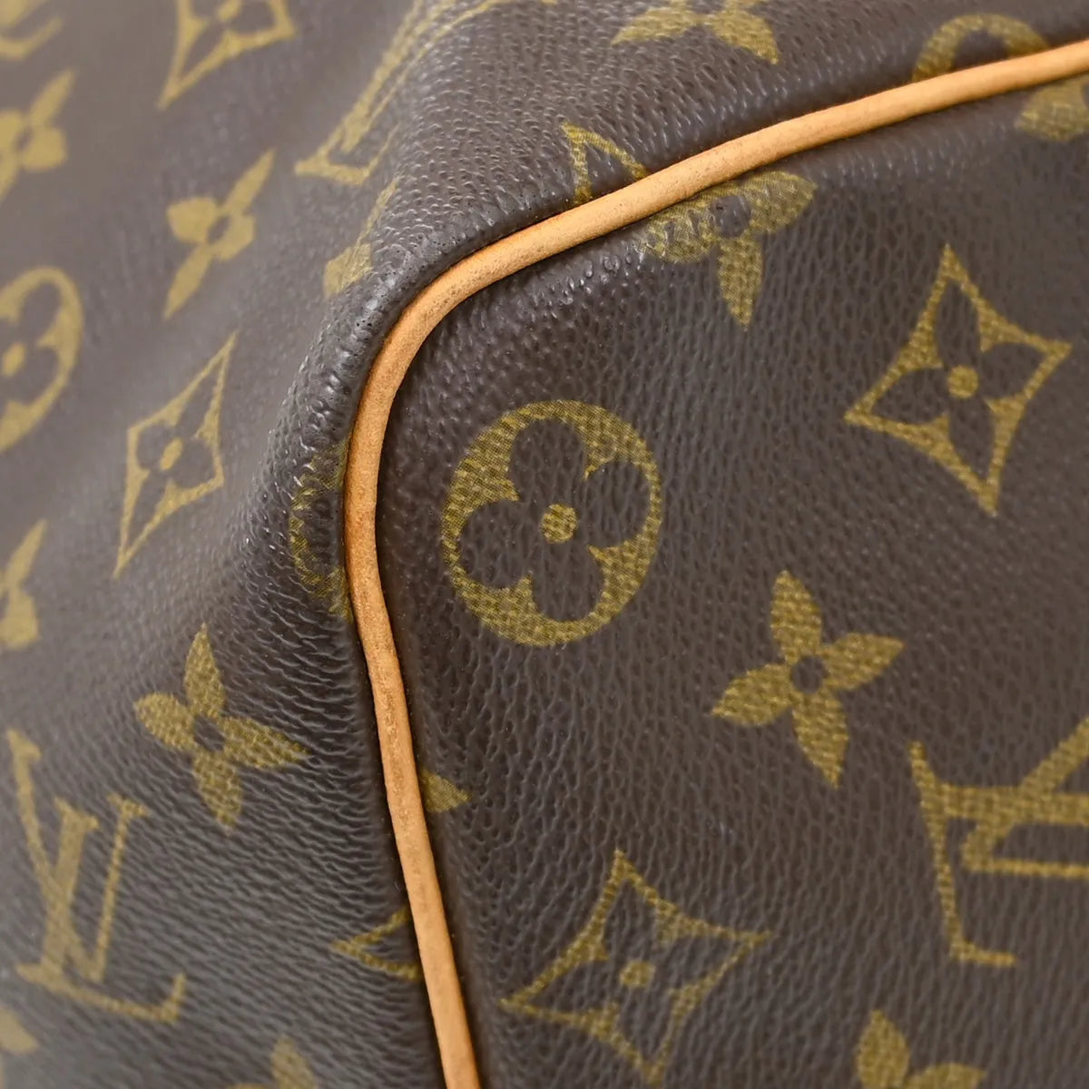 Louis Vuitton Keepall Bag Monogram Canvas Brown Canvas Travel Bag Bag (Pre-Owned)