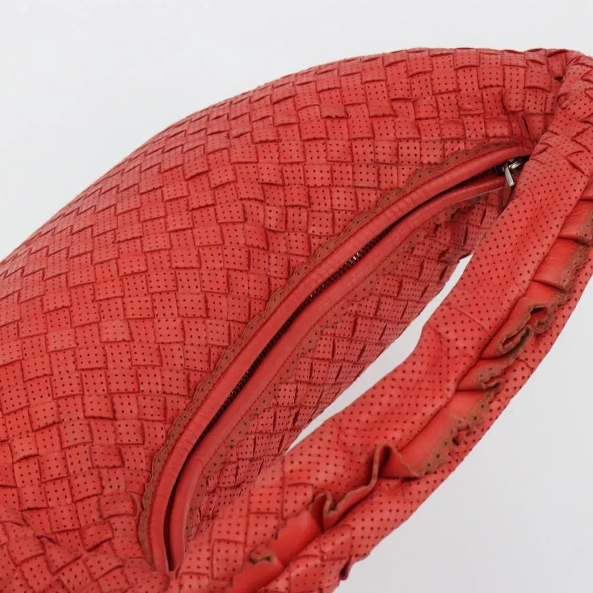 Bottega Veneta Intrecciato Shoulder Leather Red Leather Shoulder Bag Bag (Pre-Owned)