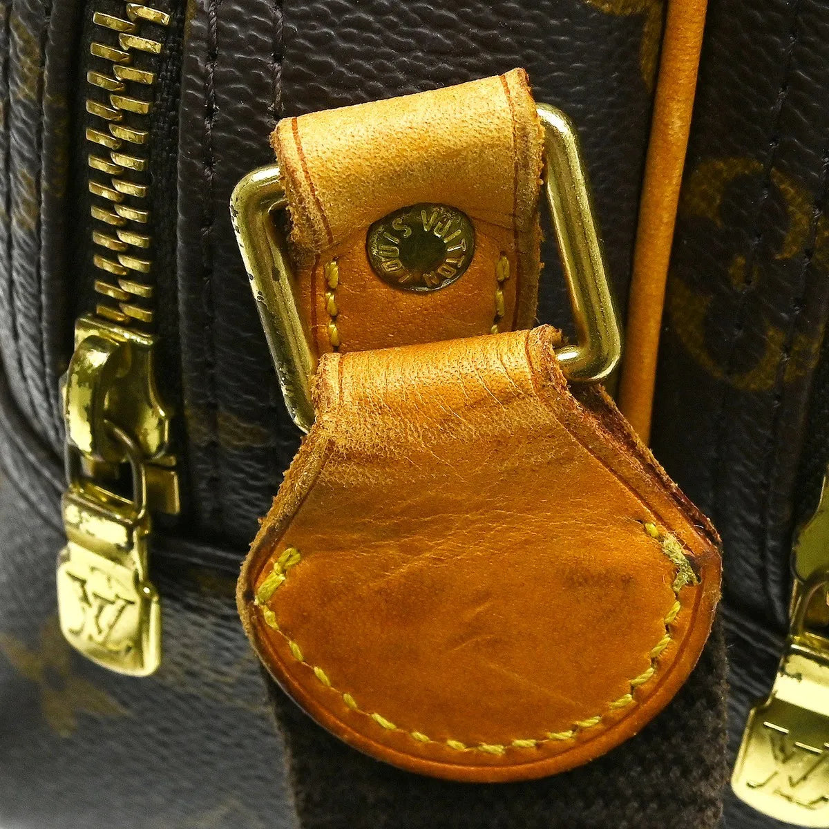 Louis Vuitton Reporter Monogram Brown Canvas Shoulder Bag Bag (Pre-Owned)