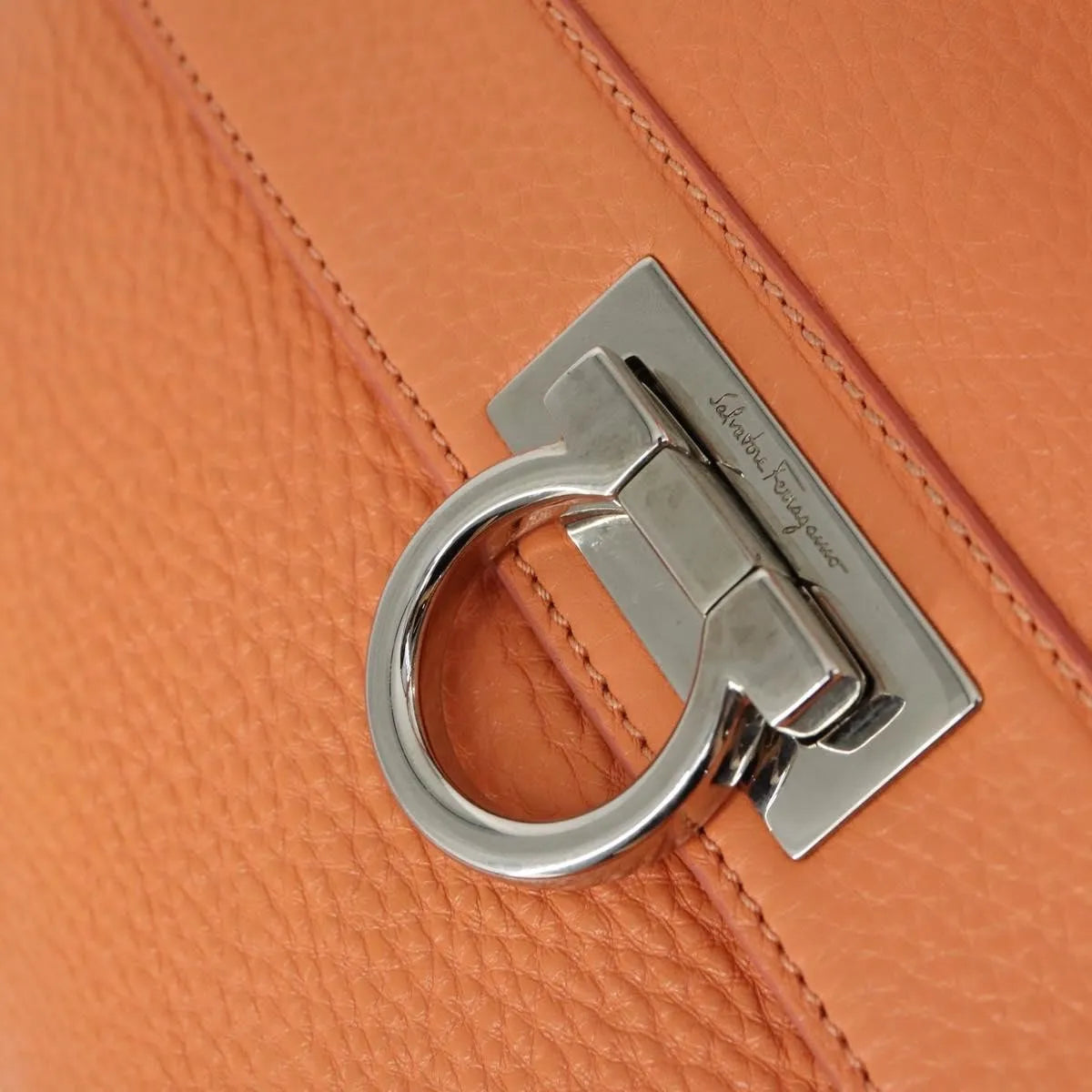 Salvatore Ferragamo Sofia Satchel Grainy Leather Orange Leather Handbag (Pre-Owned)