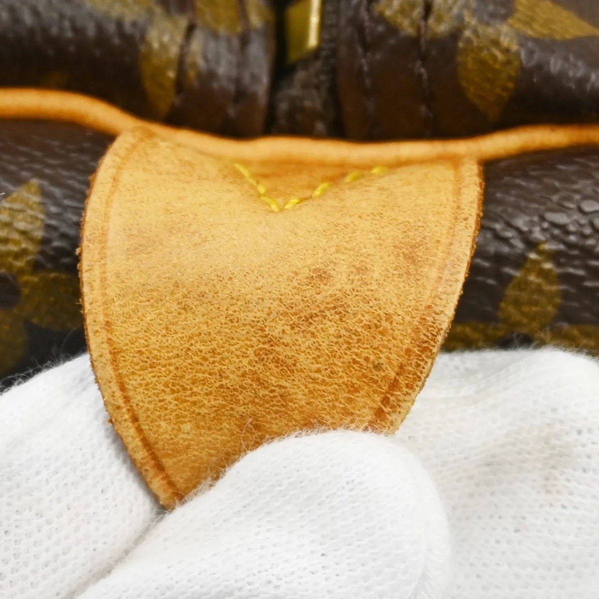 Louis Vuitton Keepall Monogram Canvas Brown Canvas Travel Bag Bag (Pre-Owned)