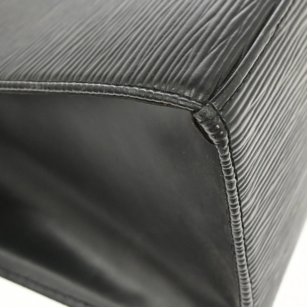 Louis Vuitton Croisette Epi Black Leather Handbag (Pre-Owned)