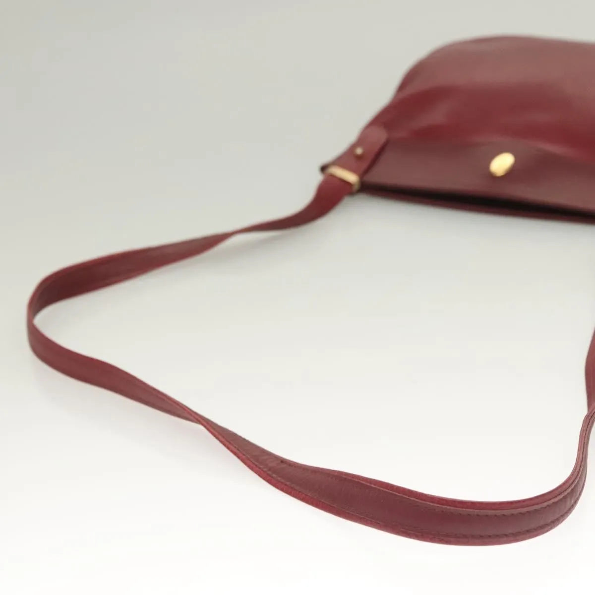 Cartier Vintage Must De Cartier Leather Burgundy Leather Shoulder Bag Bag (Pre-Owned)