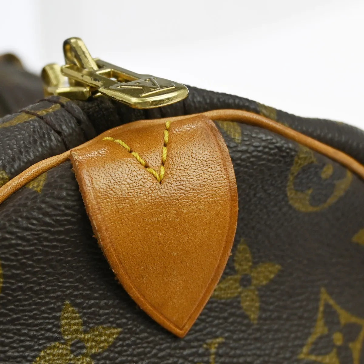 Louis Vuitton Keepall Bag Monogram Canvas Brown Canvas Travel Bag Bag (Pre-Owned)