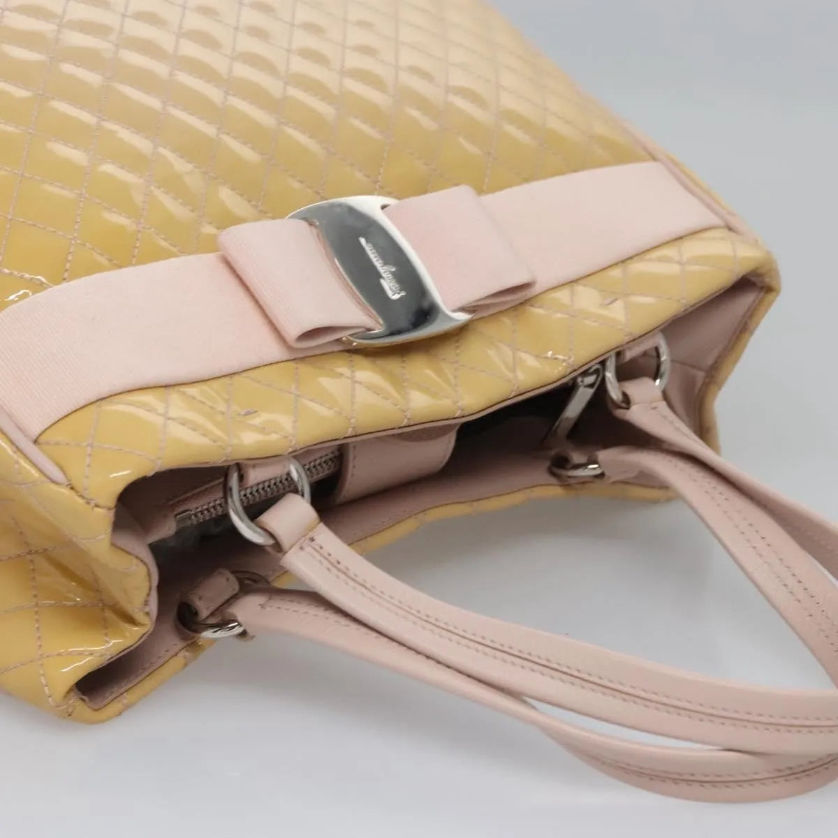 Salvatore Ferragamo Vala Patent Leather Beige Patent_Leather Handbag (Pre-Owned)