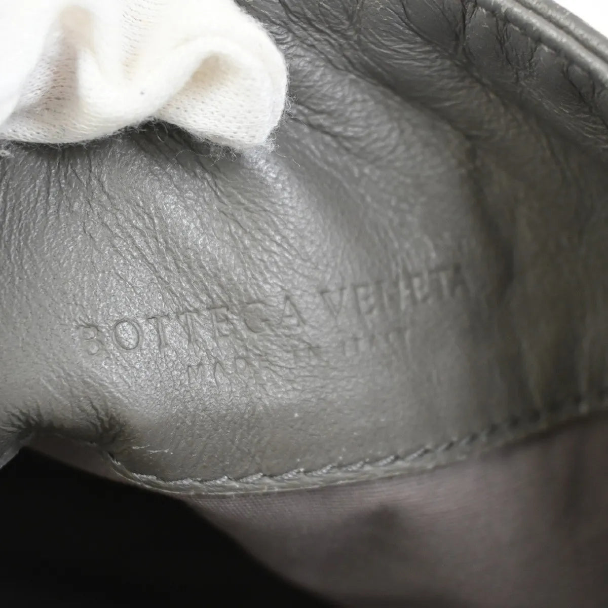 Bottega Veneta Flat Messenger Intrecciato Nappa Gray Leather Shoulder Bag Bag (Pre-Owned)