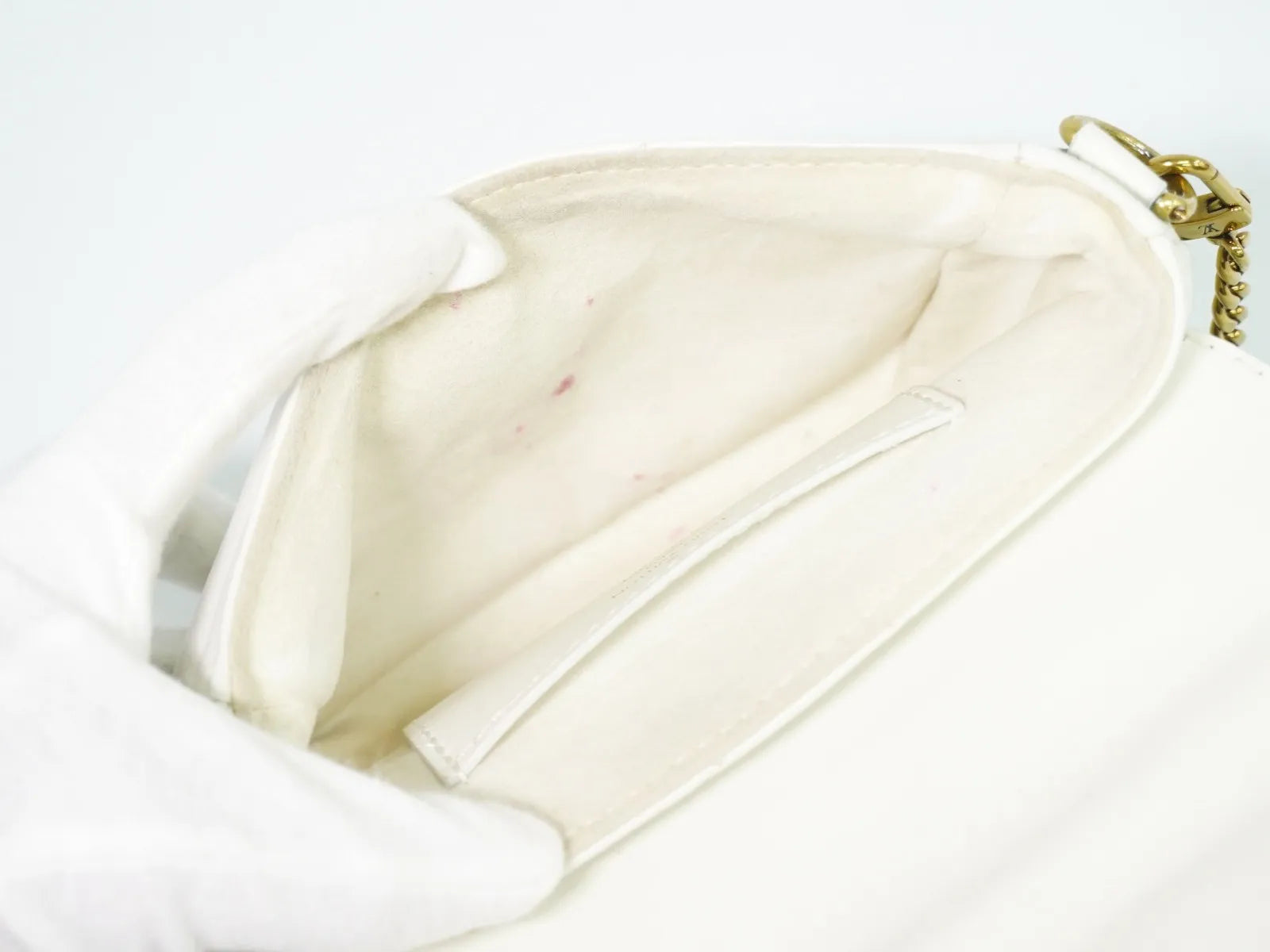Louis Vuitton New Wave Multi Pochette Quilted Leather White Leather Shoulder Bag Bag (Pre-Owned)