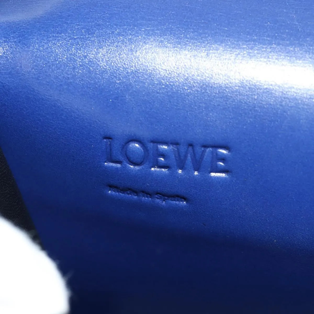 Loewe Barcelona Leather Blue Leather Shoulder Bag Bag (Pre-Owned)