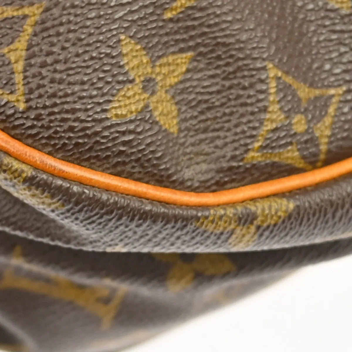 Louis Vuitton Saumur Monogram Canvas Brown Canvas Shoulder Bag Bag (Pre-Owned)