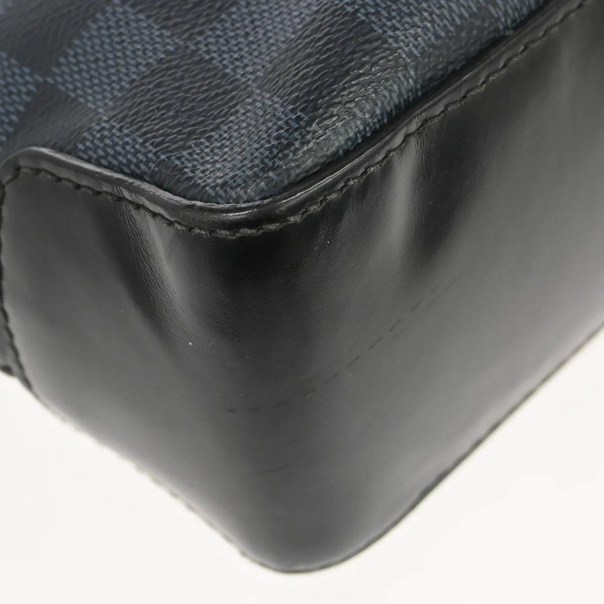 Louis Vuitton Greenwich Messenger Damier Cobalt Black Canvas Shoulder Bag Bag (Pre-Owned)