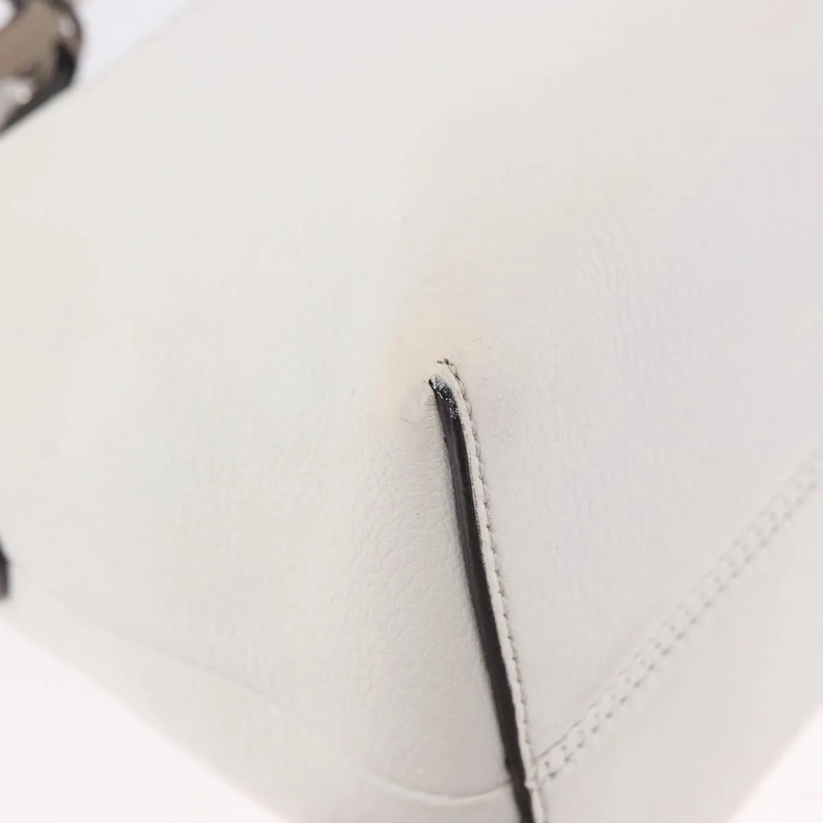 Fendi By The Way Satchel M White Leather Crossbody Bag Bag (Pre-Owned)