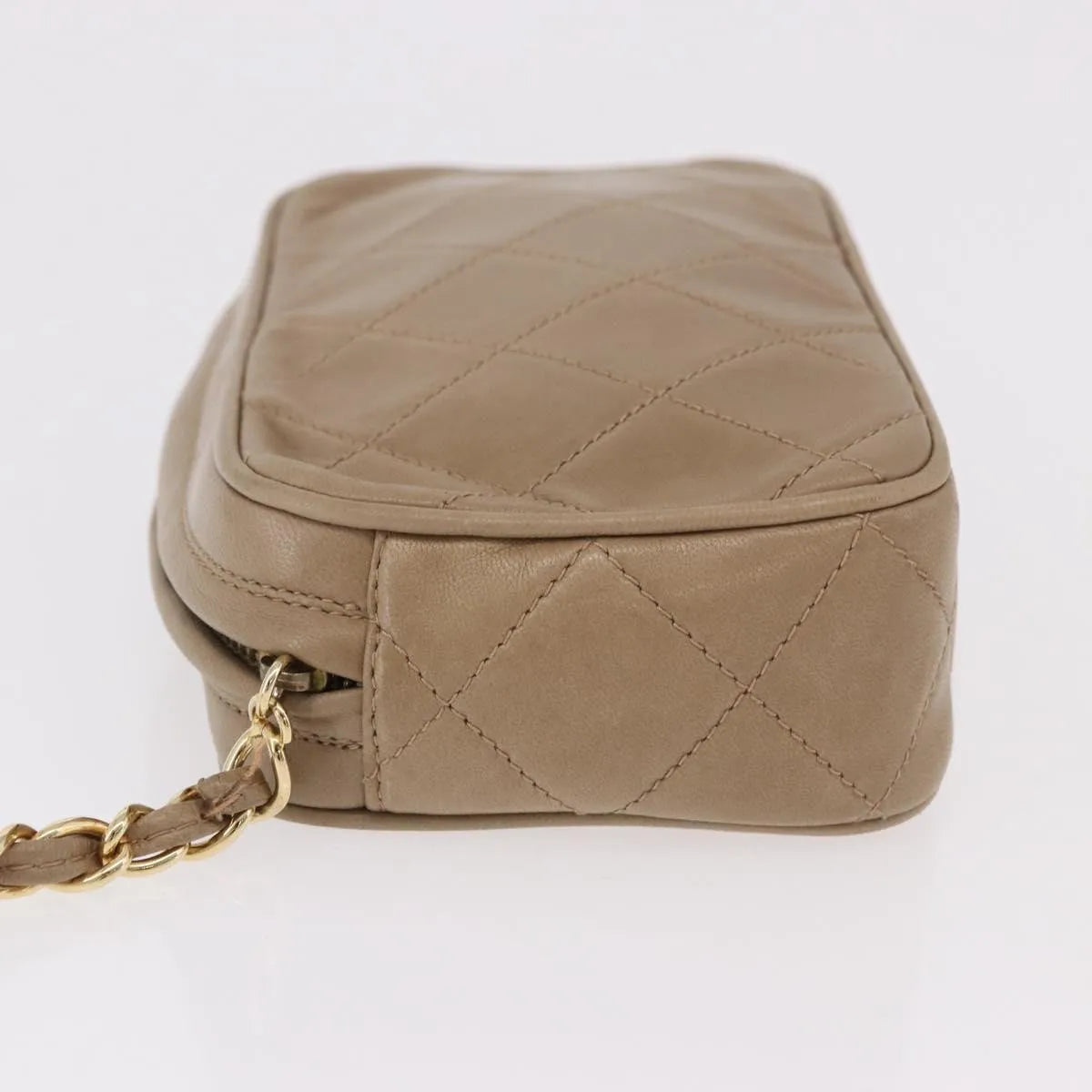 Chanel Vintage Clutch Leather Beige Leather Clutche & Pouche Bag (Pre-Owned)