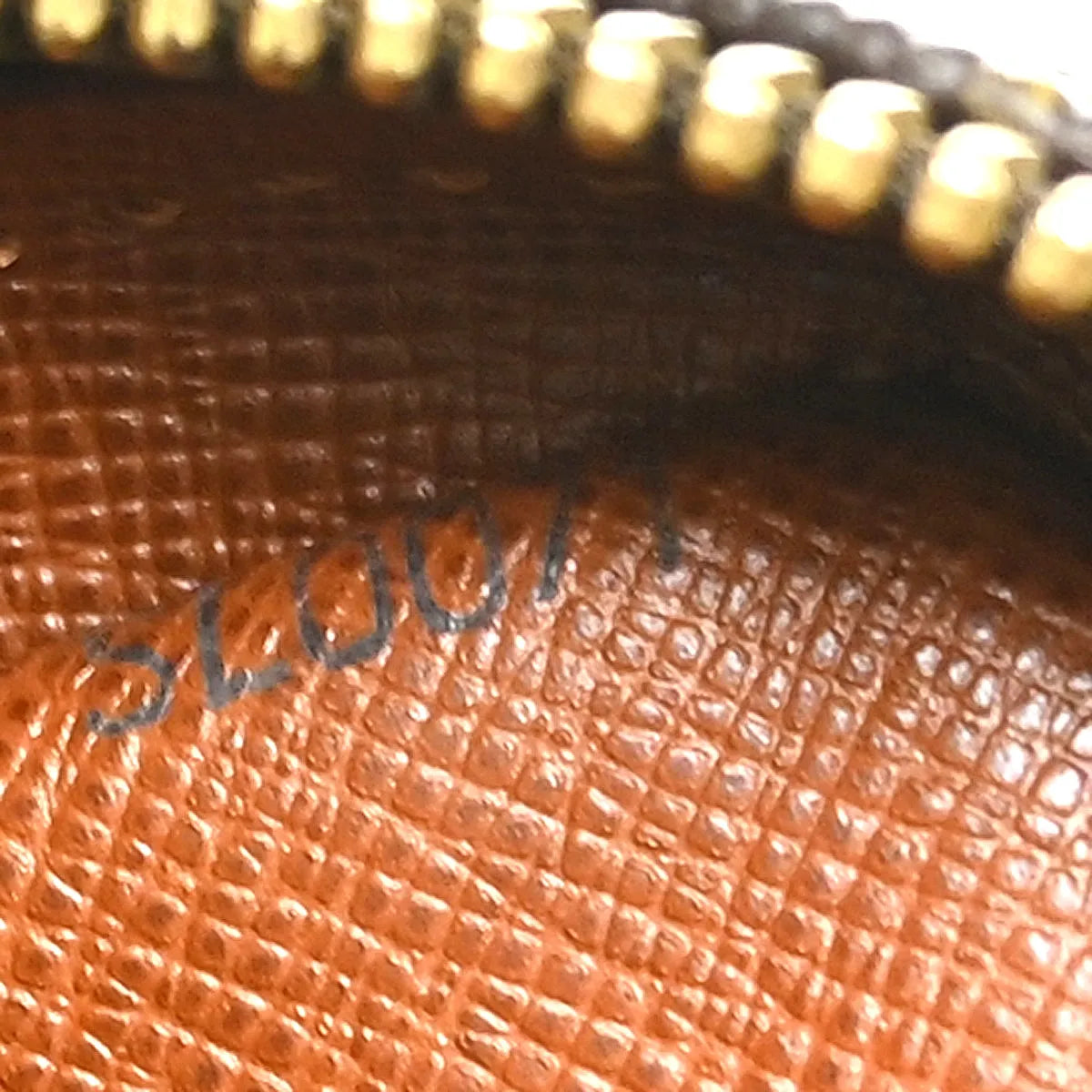 Louis Vuitton Pochette Marly Bandouliere Monogram Canvas Brown Canvas Shoulder Bag Bag (Pre-Owned)