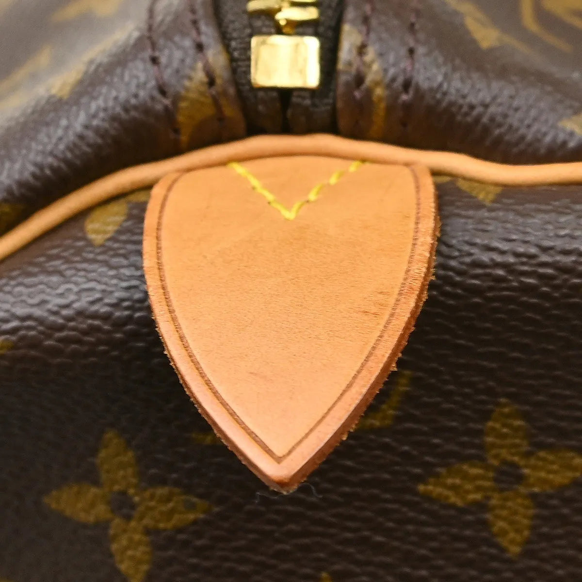 Louis Vuitton Keepall Monogram Canvas Brown Canvas Travel Bag Bag (Pre-Owned)