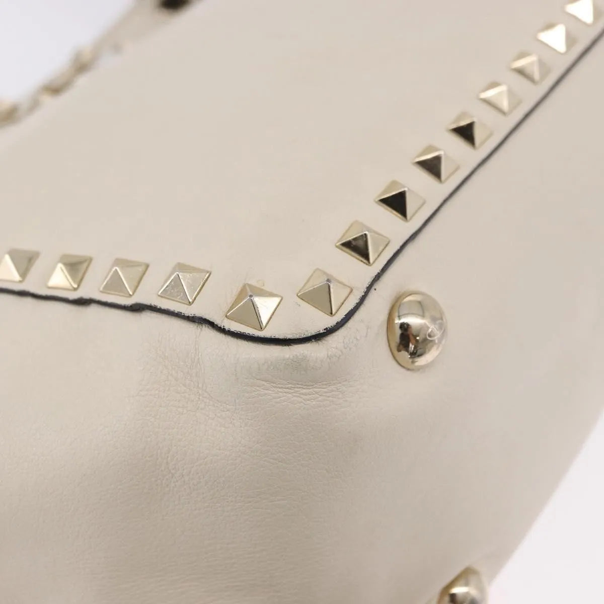 Valentino Garavani Rockstud Tote Soft Leather White Leather Tote Bag Bag (Pre-Owned)