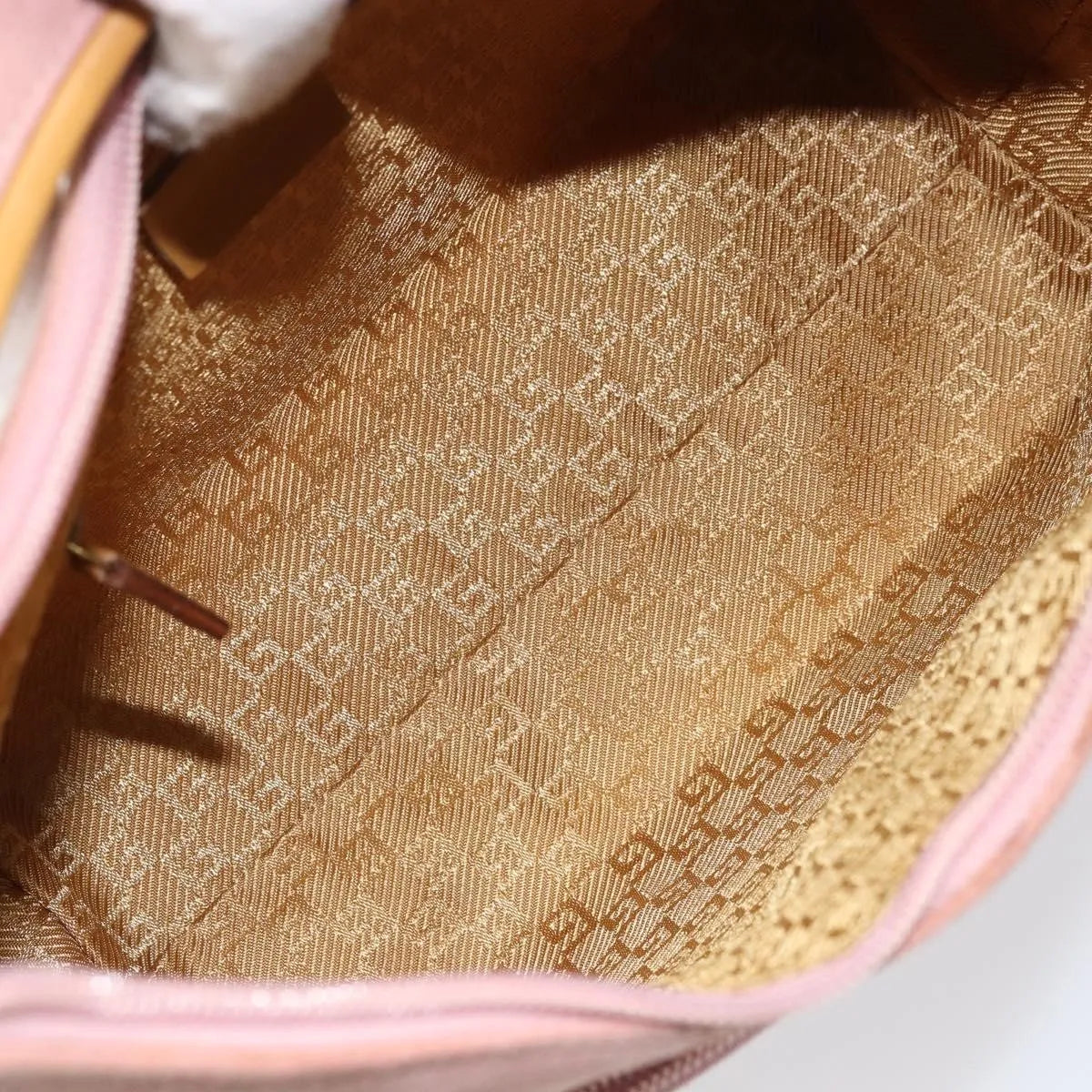 Gucci Vintage Suede Pink Suede Handbag (Pre-Owned)
