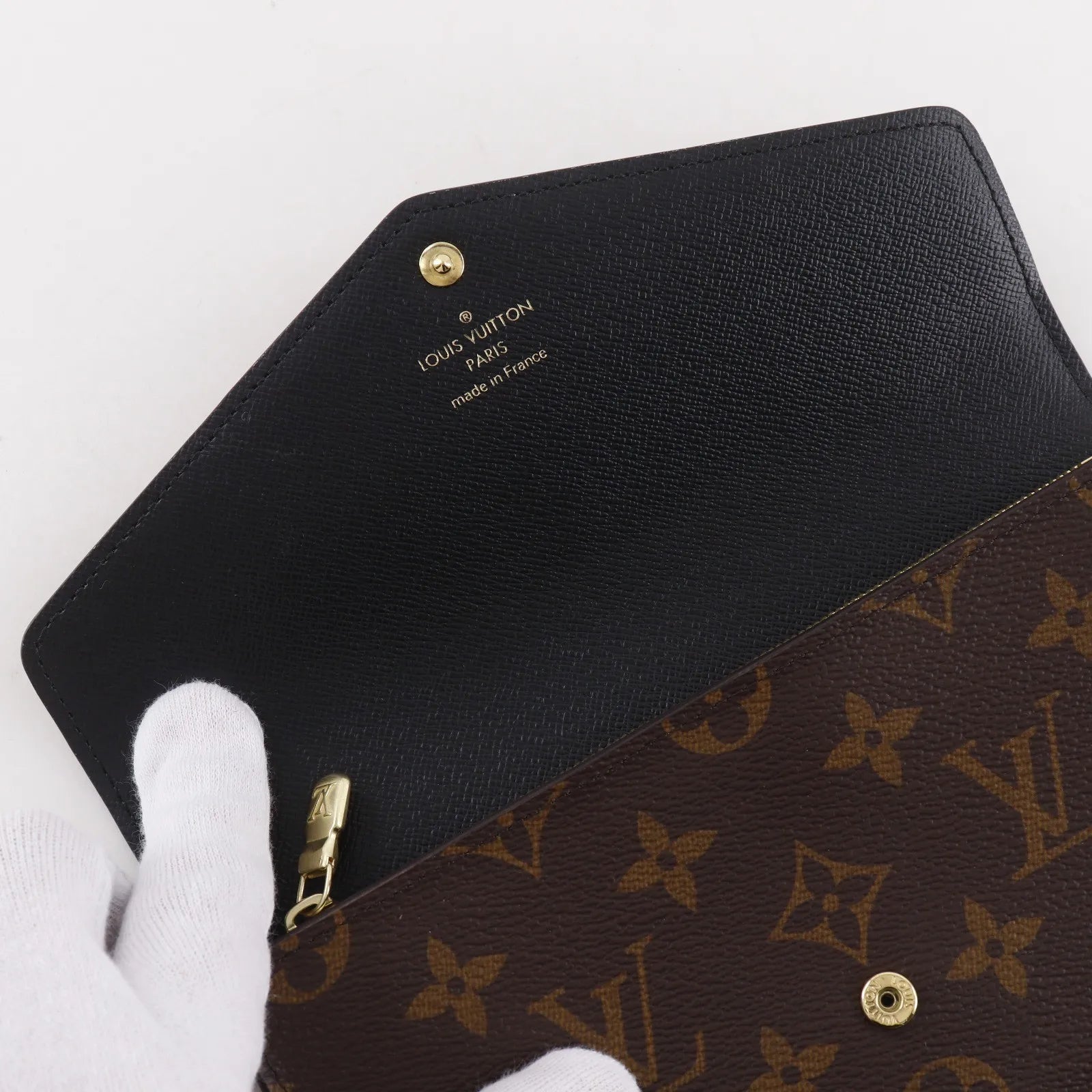 Louis Vuitton Sarah Wallet Nm Reverse Monogram Giant And Monogram Canvas Brown Canvas Wallets Accessory (Pre-Owned)