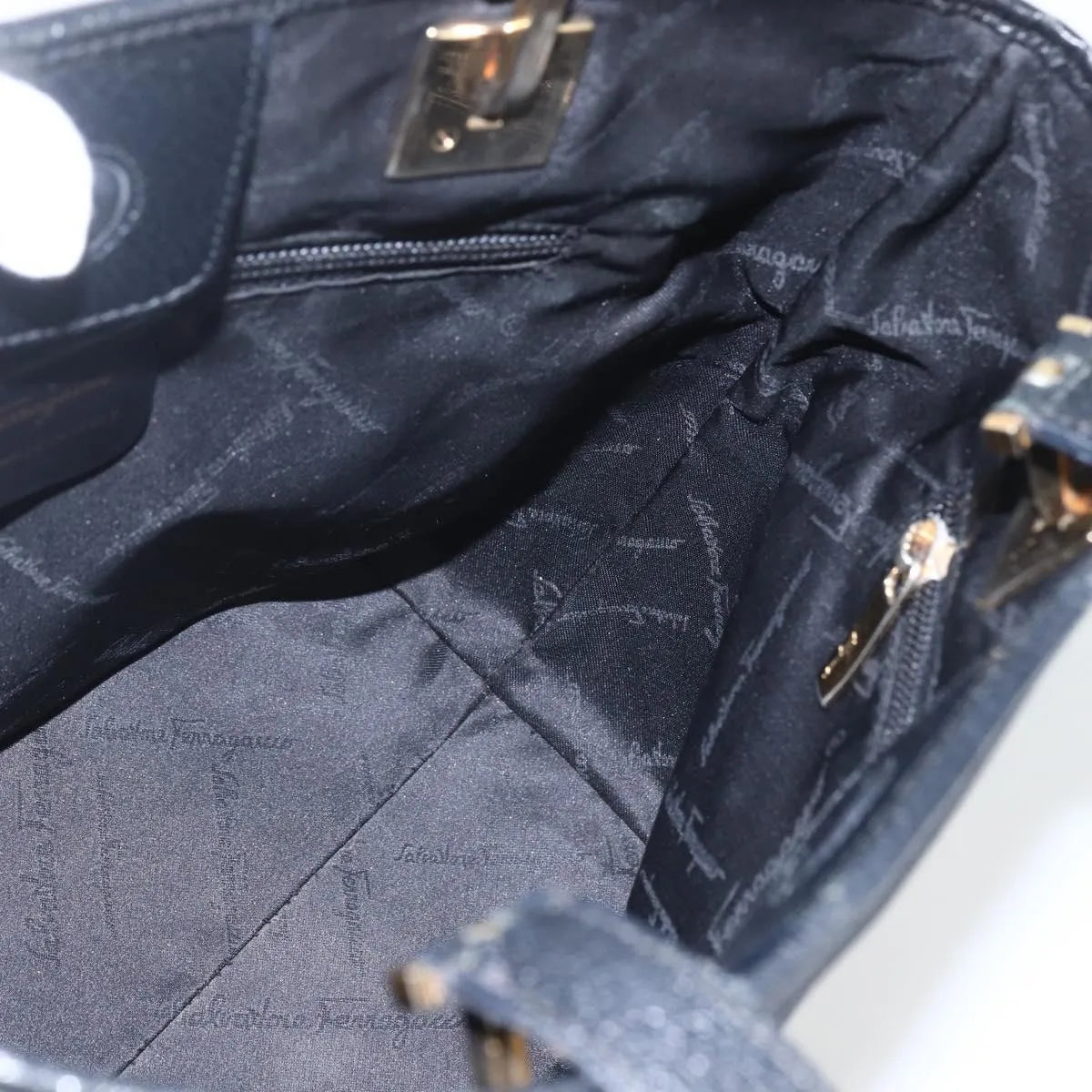 Salvatore Ferragamo Vintage Nylon Black Nylon Tote Bag Bag (Pre-Owned)