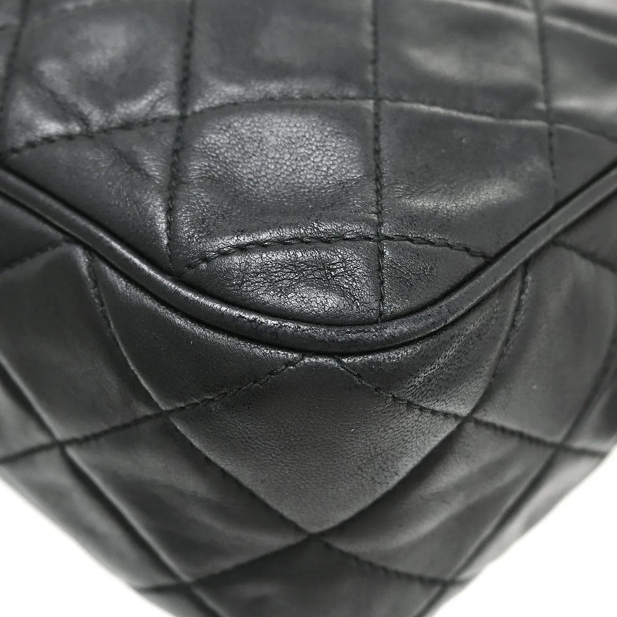 Chanel Vintage Camera Tassel Quilted Leather Black Leather Shoulder Bag Bag (Pre-Owned)