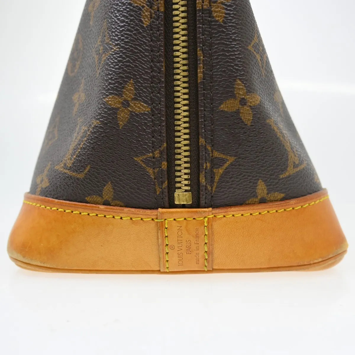 Louis Vuitton Alma Handbag Monogram Canvas Brown Canvas Handbag (Pre-Owned)