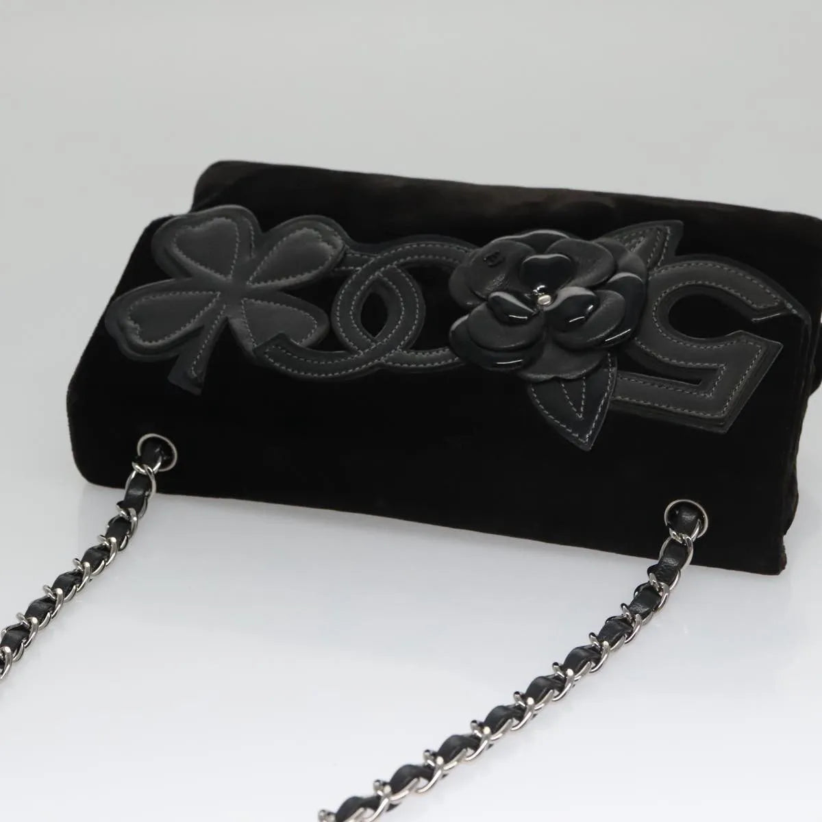 Chanel Camellia No.5 Chain Flap Velvet Black Velvet Shoulder Bag Bag (Pre-Owned)