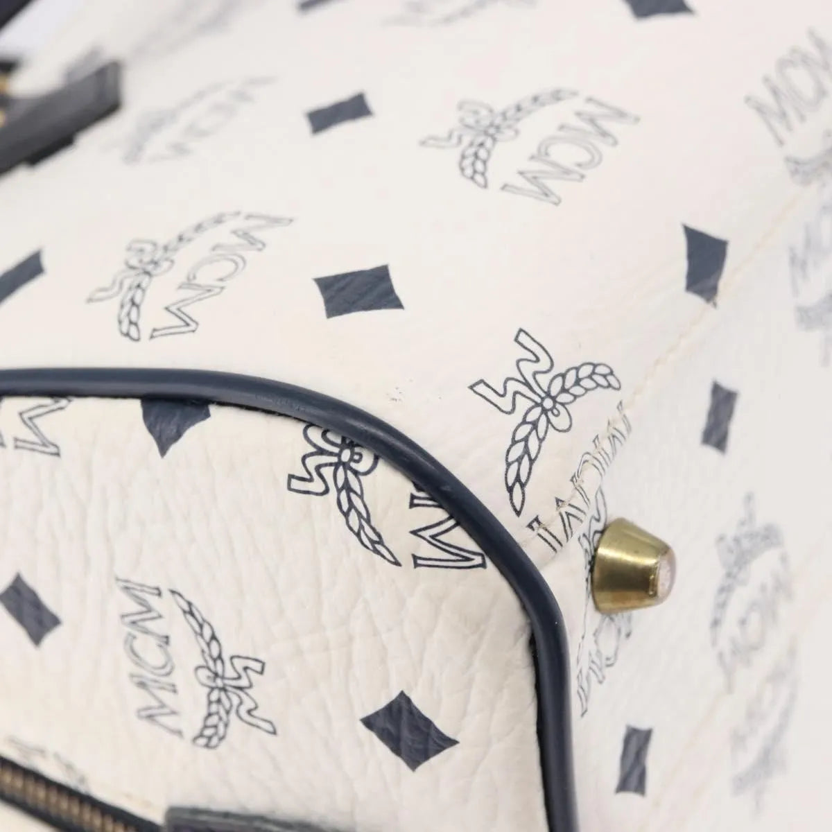 MCM Visetos Logogramme Leather White Leather Handbag (Pre-Owned)