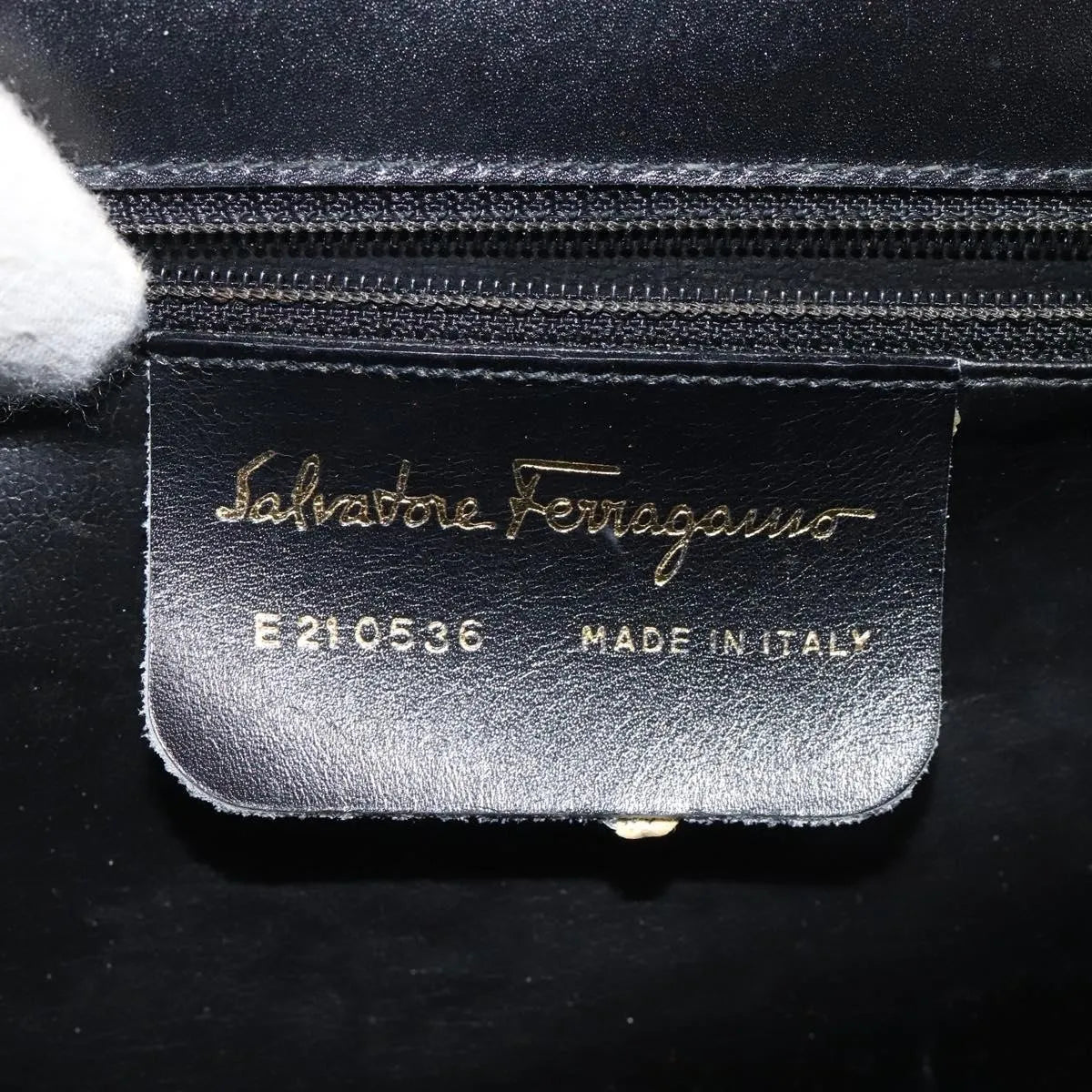 Salvatore Ferragamo Convertible Top Handle Leather Black Leather Handbag (Pre-Owned)