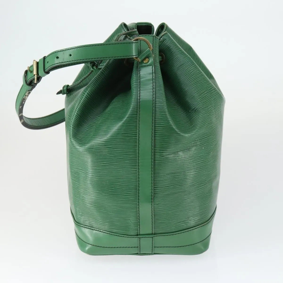 Louis Vuitton Noe Epi Leather Green Leather Shoulder Bag Bag (Pre-Owned)