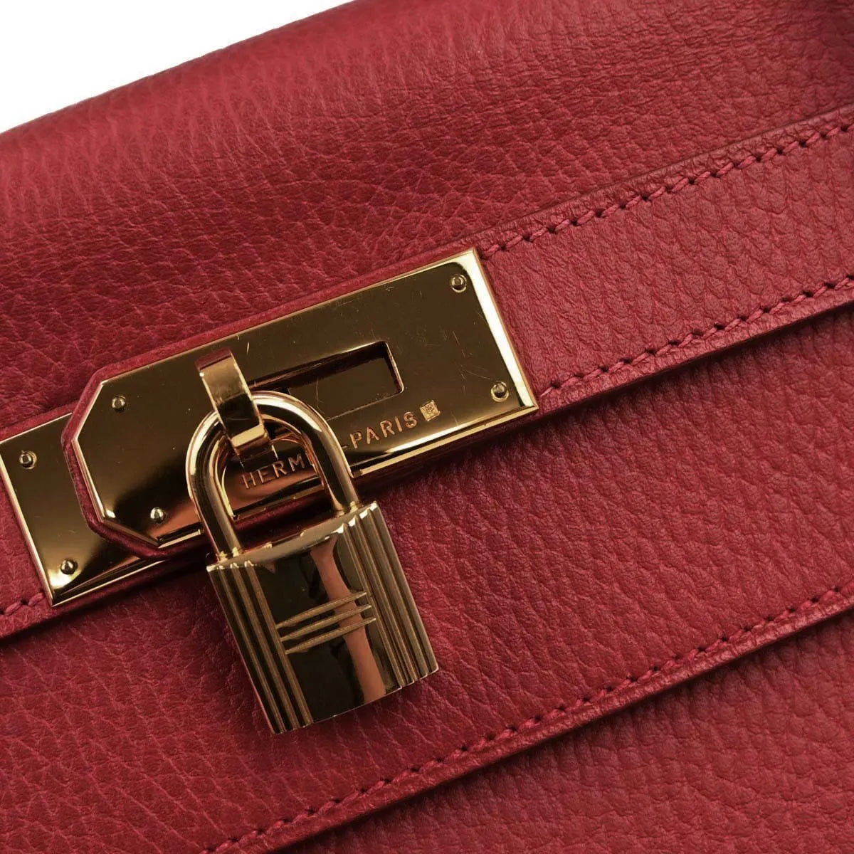 Hermes Kelly Retourne Ardennes Leather Red Leather Handbag (Pre-Owned)