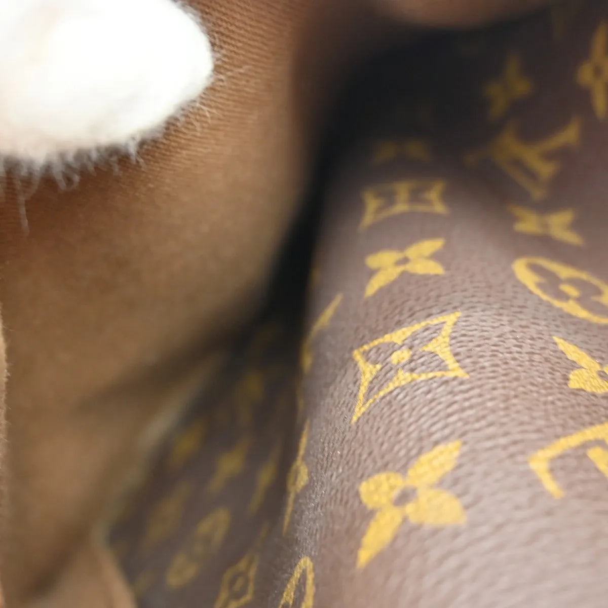 Louis Vuitton Sac Gibeciere Messenger Monogram Canvas Brown Canvas Shoulder Bag Bag (Pre-Owned)