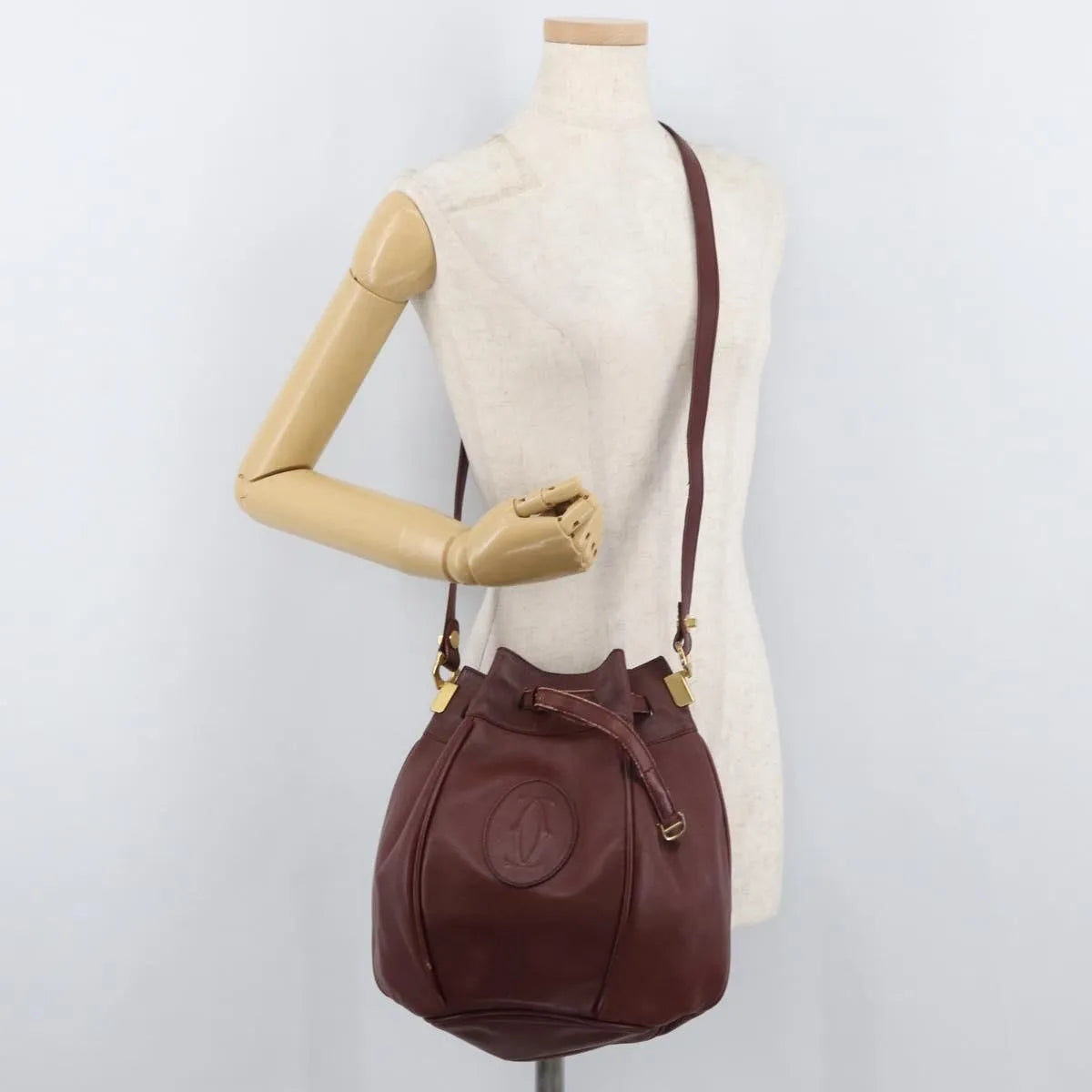 Cartier Must De Cartier Leather Burgundy Leather Shoulder Bag Bag (Pre-Owned)