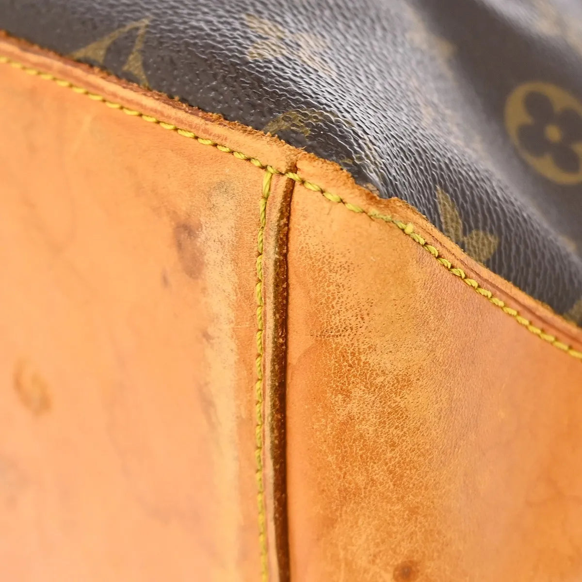 Louis Vuitton Cabas Mezzo Monogram Canvas Brown Canvas Shoulder Bag Bag (Pre-Owned)