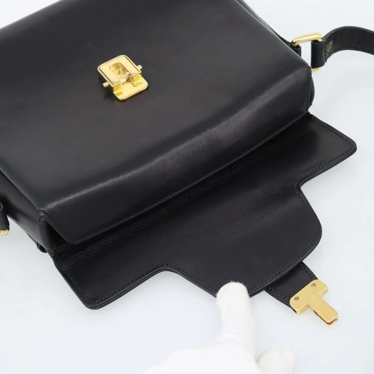 Gucci Vintage Leather Black Leather Shoulder Bag Bag (Pre-Owned)