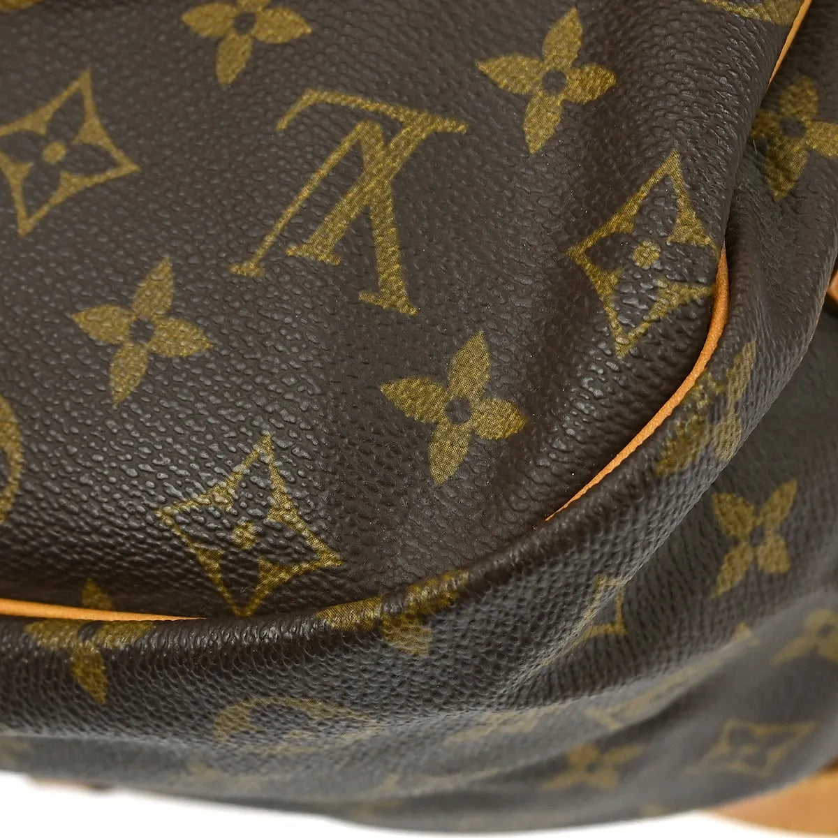 Louis Vuitton Saumur Monogram Brown Canvas Shoulder Bag Bag (Pre-Owned)