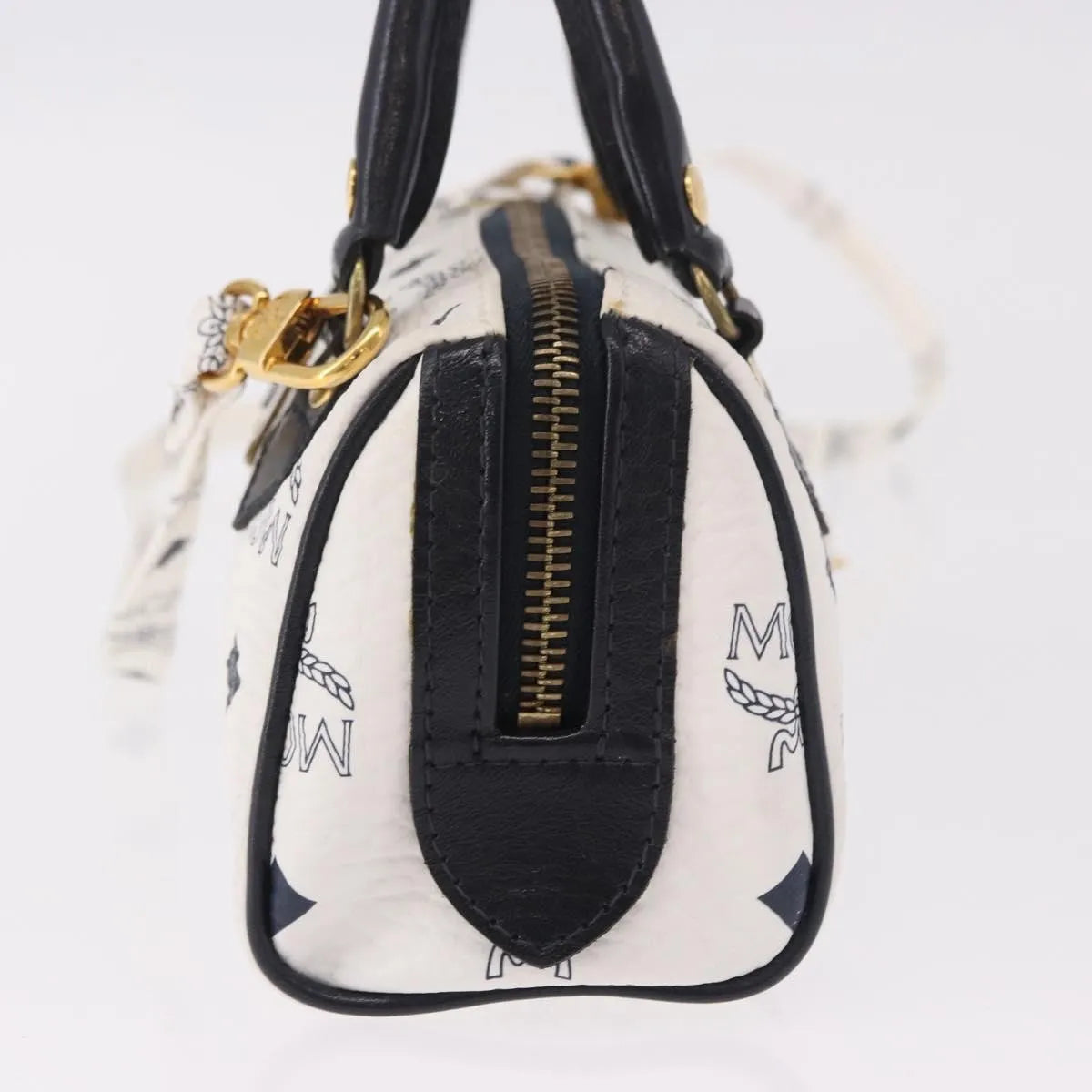 MCM Visetos Leather White Leather Handbag (Pre-Owned)