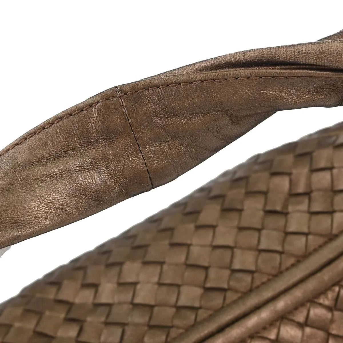 Bottega Veneta Intrecciato Leather Metallic Leather Handbag (Pre-Owned)