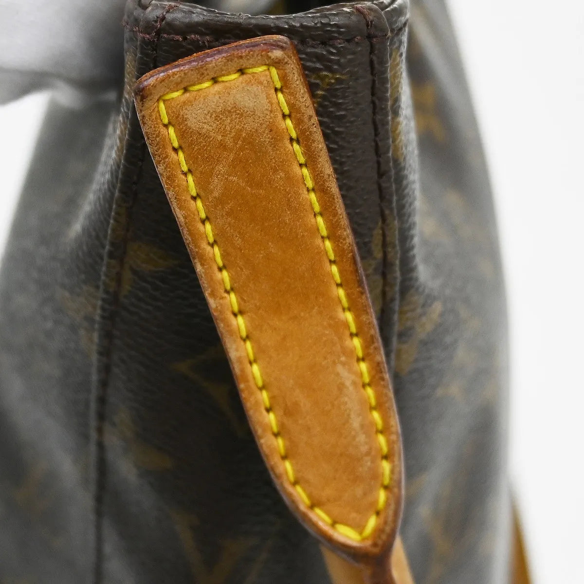 Louis Vuitton Monogram Looping Monogram Canvas Brown Canvas Shoulder Bag Bag (Pre-Owned)