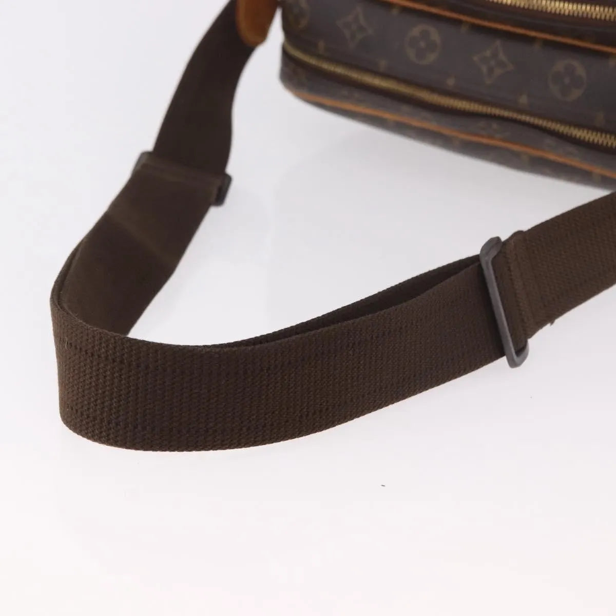 Louis Vuitton Reporter Monogram Brown Canvas Shoulder Bag Bag (Pre-Owned)
