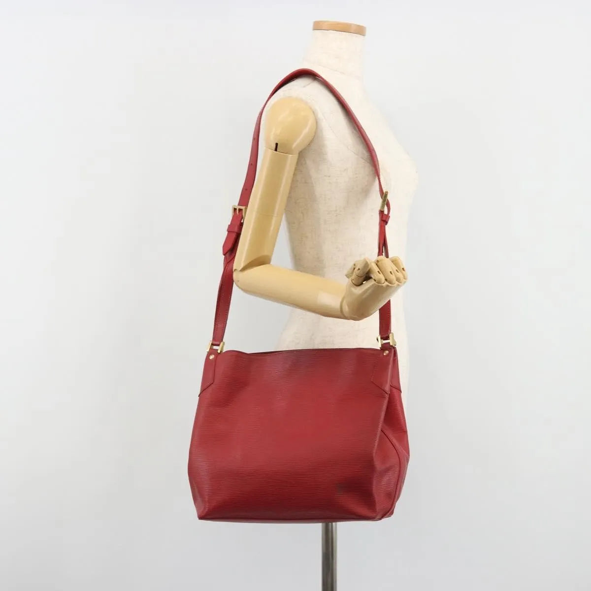 Louis Vuitton Mandara Epi Leather Red Leather Shoulder Bag Bag (Pre-Owned)
