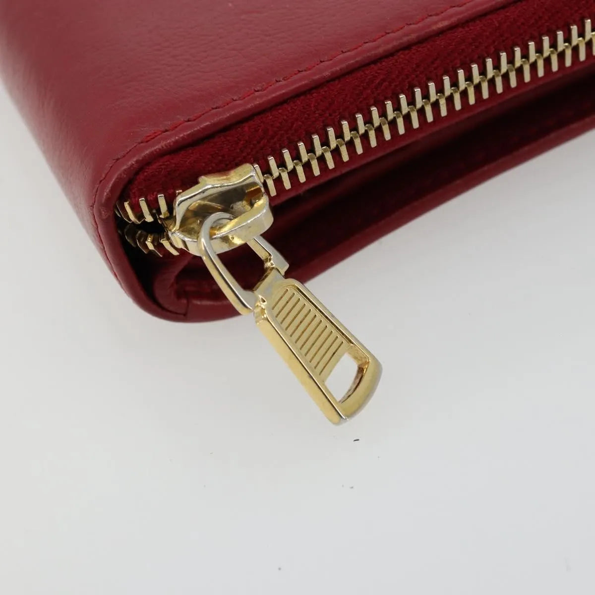 Saint Laurent Zipped Bifold Leather Red Leather Wallets Accessory (Pre-Owned)