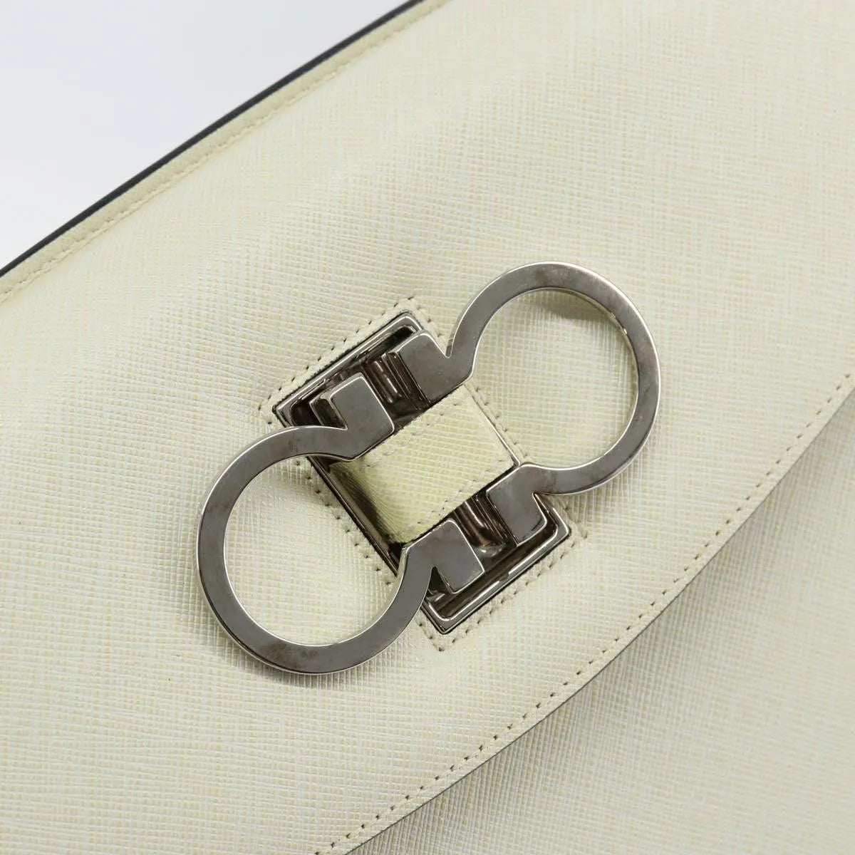 Salvatore Ferragamo Double Gancini Top Handle Saffiano Leather White Leather Handbag (Pre-Owned)